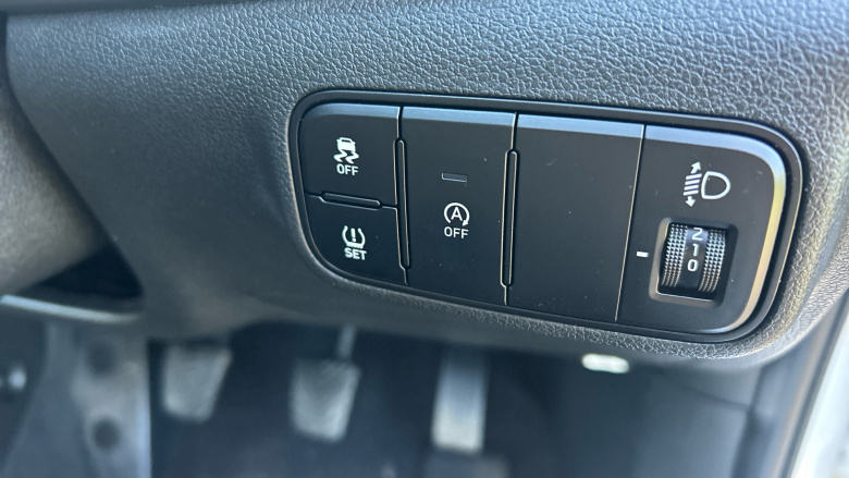 Hyundai i20 1.0T GDi 48V MHD SE Connect 5dr Petrol Hatchback